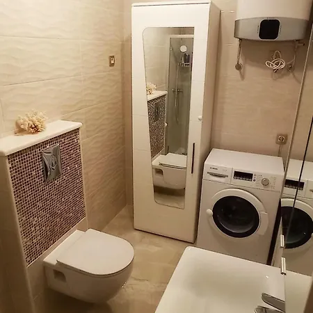 Lea Apartment *