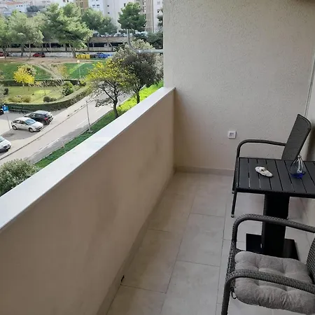 Lea Apartment *
